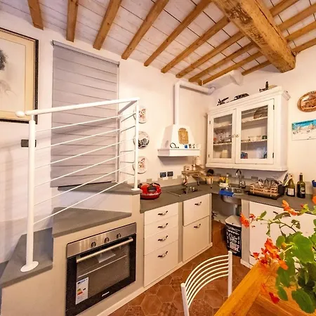 Loft Elegante Nel Centro Di Dozza, Citta D'arte