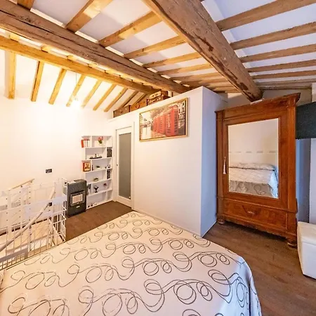 Loft Elegante Nel Centro Di Dozza, Citta D'arte *